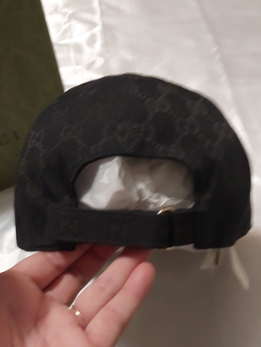 Gucci Black Baseball Cap with Gold Logo Patch Vintage - Picture 3 of 8